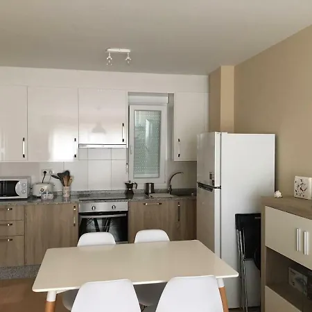 Apartamento En Barreiros. Playa Catedrales * باريروس